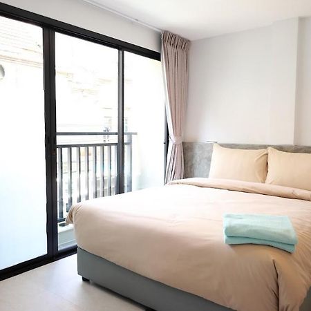 Y House Patong 호스텔 외부 사진