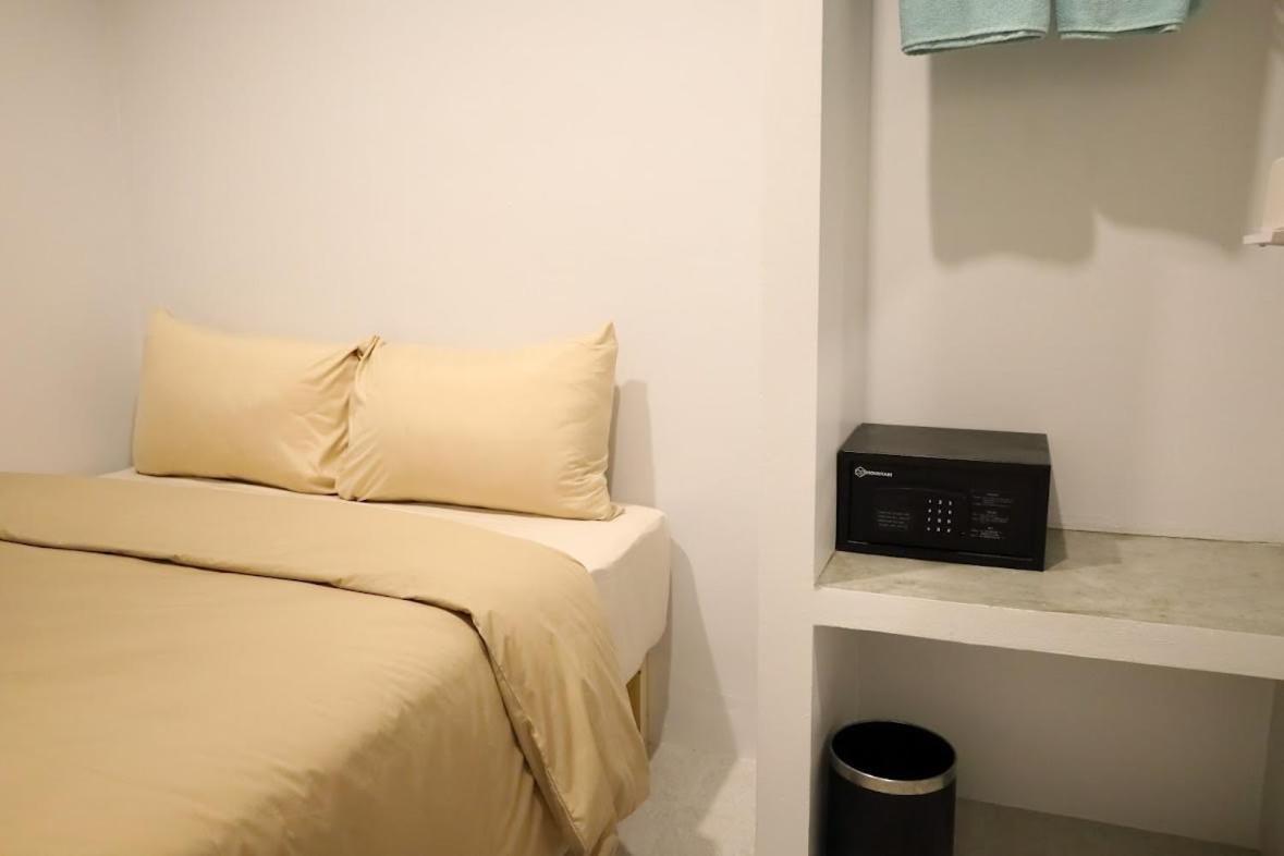 Y House Patong 호스텔 외부 사진